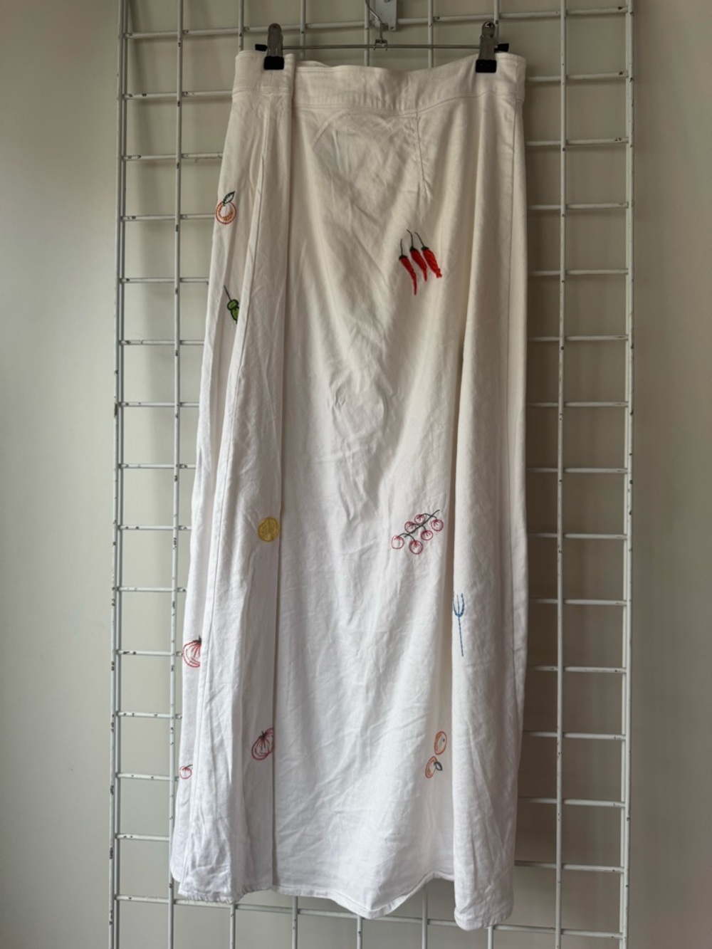 Maeve White Embroidered Midi Front Slit Olive Wrap Skirt Anthropologie #0030 - Picture 5 of 6